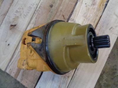 Moteur de traction pour Liebherr 954 B en vente par PRV Ricambi Srl