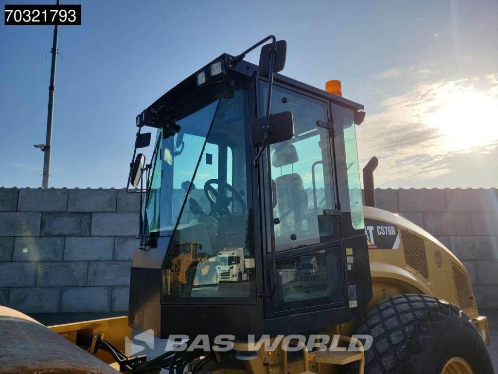 Caterpillar CS76 B A/C Photo 15