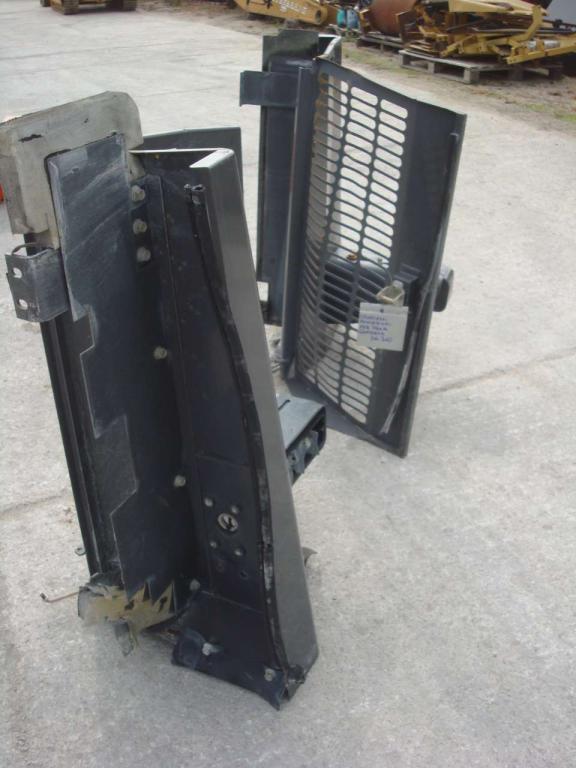 Sportelli Posteriori pour Hitachi ZW 310 Photo 3