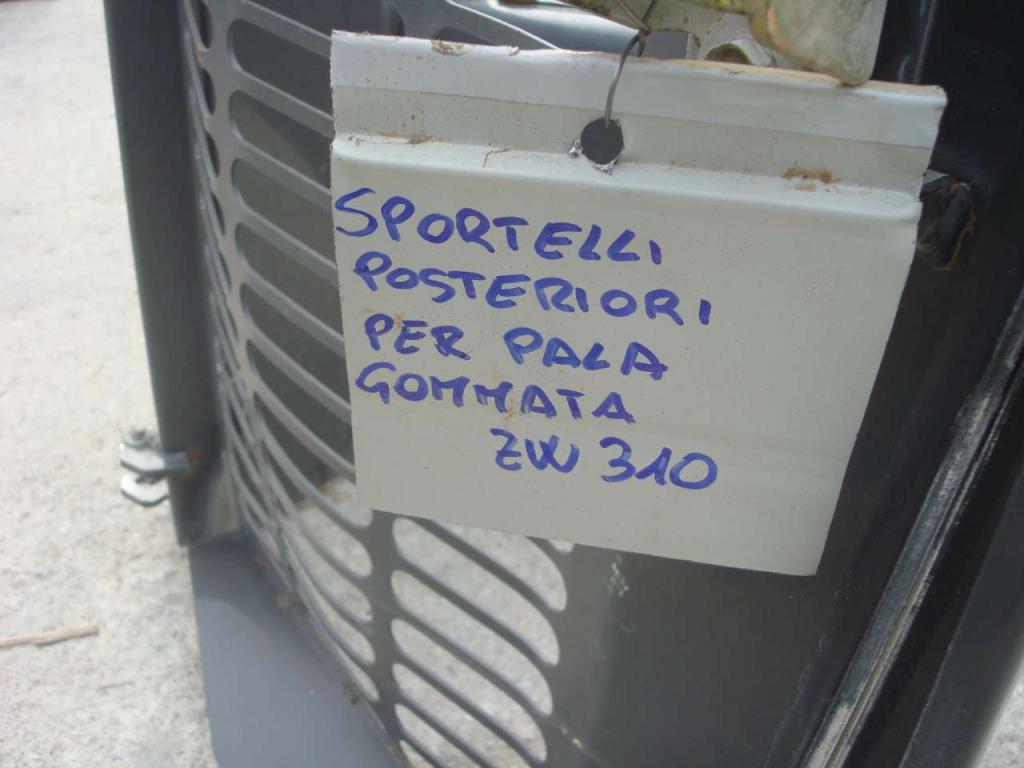 Sportelli Posteriori pour Hitachi ZW 310 Photo 4