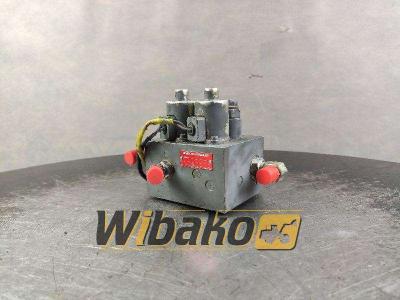 Uchida VU-230/0 en vente par Wibako