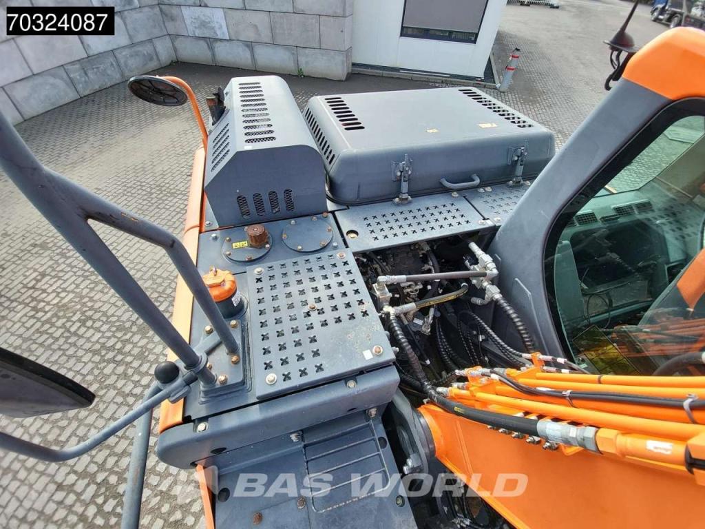 Doosan DX140 LC-5 3 Buckets Photo 23