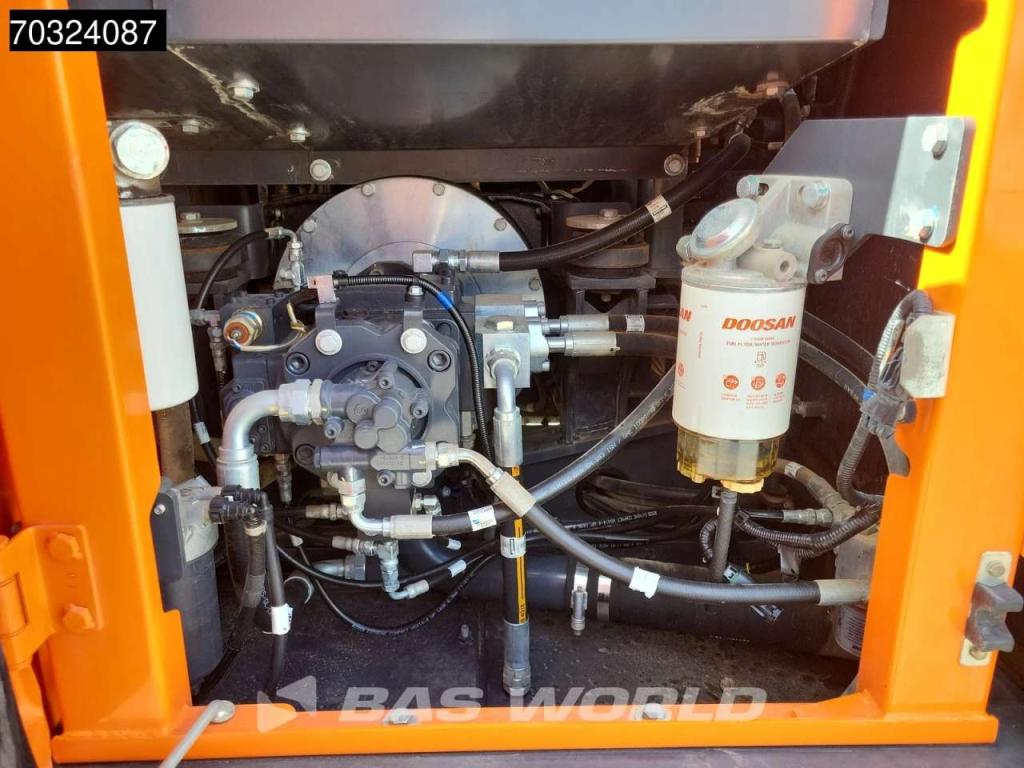 Doosan DX140 LC-5 3 Buckets Photo 28