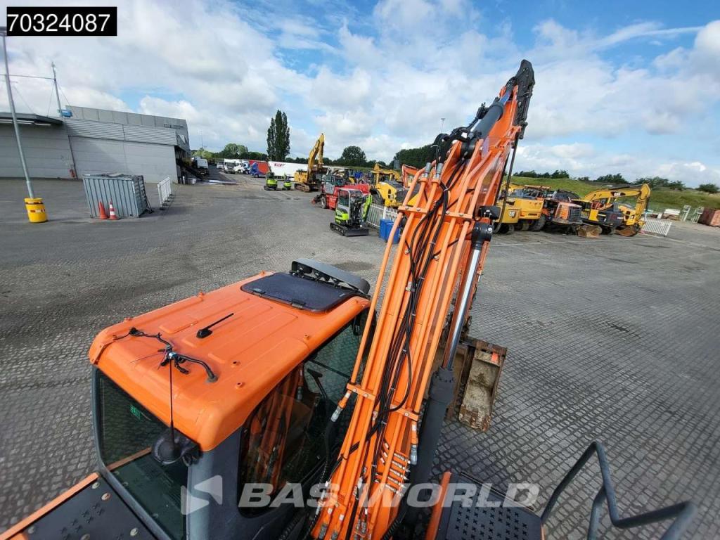 Doosan DX140 LC-5 3 Buckets Photo 30