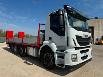 Iveco 420 en vente par Commerciale Adriatica Srl
