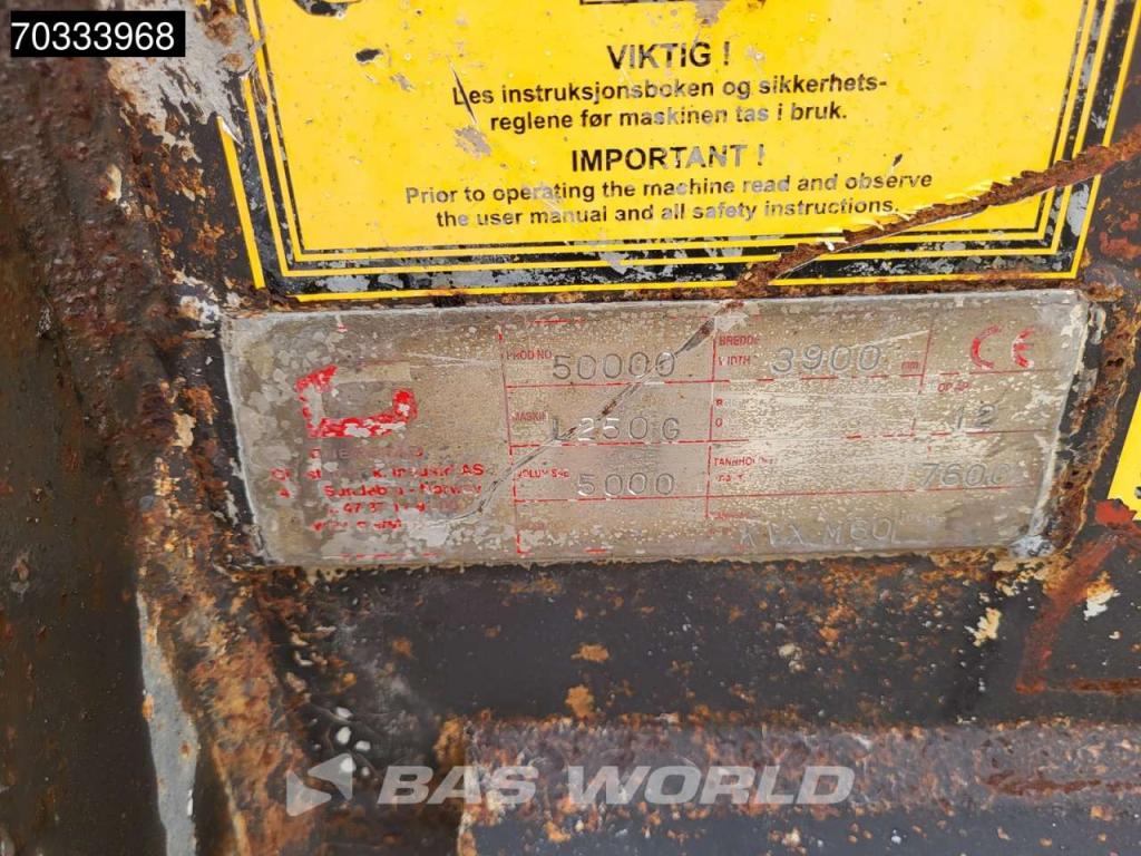 Volvo L250 H Side Tip Bucket Photo 15