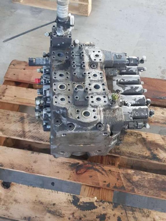 Distributeur hydraulique pour Case CX 290 Photo 4