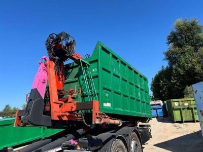 CONTAINER SCARRABILE USATO A CIELO APERTO CON GRU en vente par Aurora Srl
