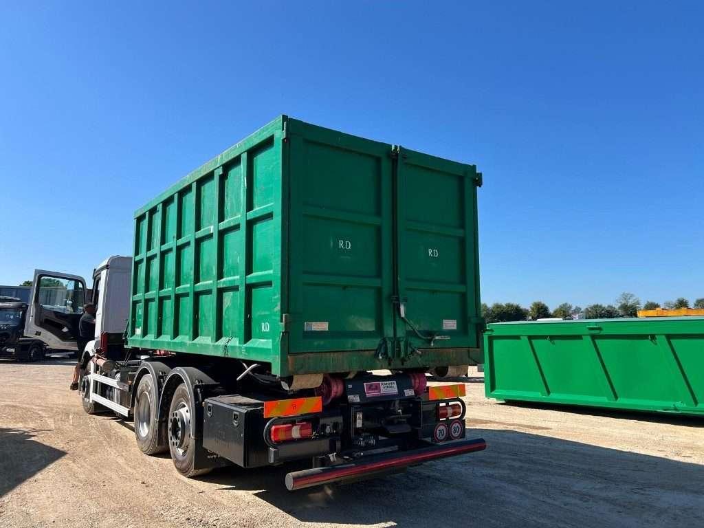 CONTAINER SCARRABILE USATO A CIELO APERTO CON GRU Photo 4