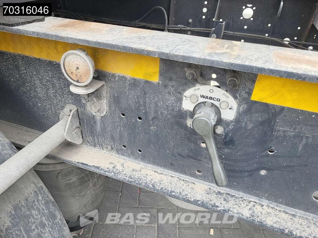 Kässbohrer CS 3 axles Lift Axle 40ft Photo 24