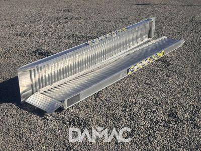 Damac RA.100X30 en vente par DAMAC