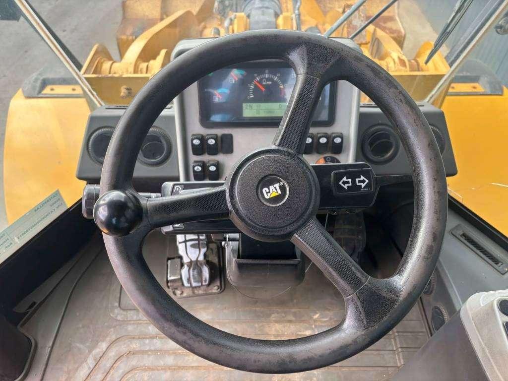 Caterpillar 950GC Photo 30