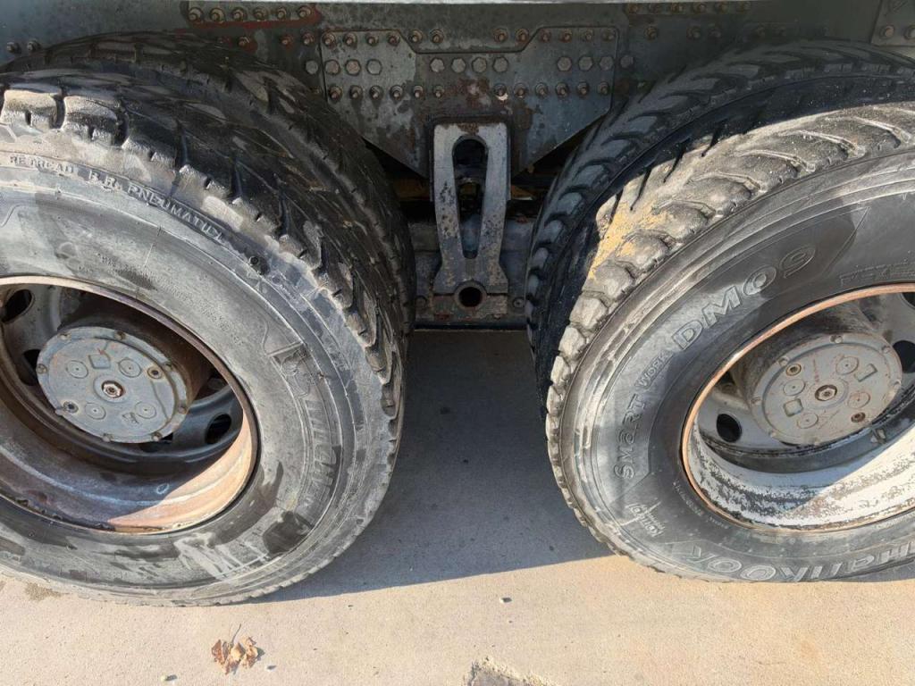 Volvo FM420 Photo 20