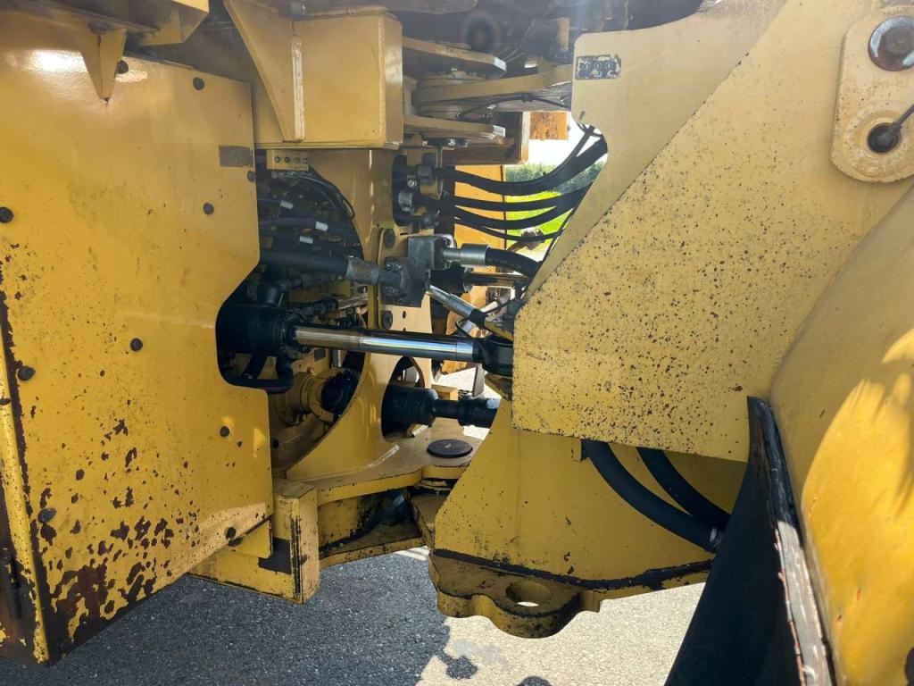 Caterpillar 972M Photo 13