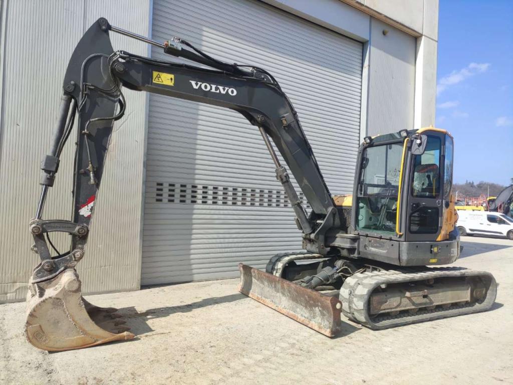 Volvo ECR88D Photo 1
