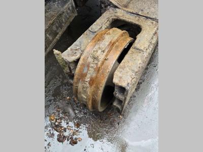 Volvo track rollers 14722570 for Volvo excavators Photo 1