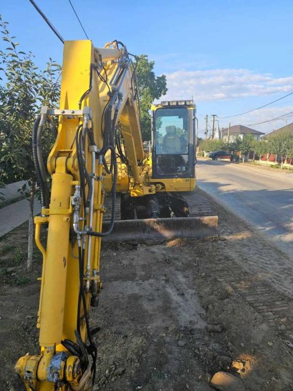 Komatsu PC88MR-8 Photo 6