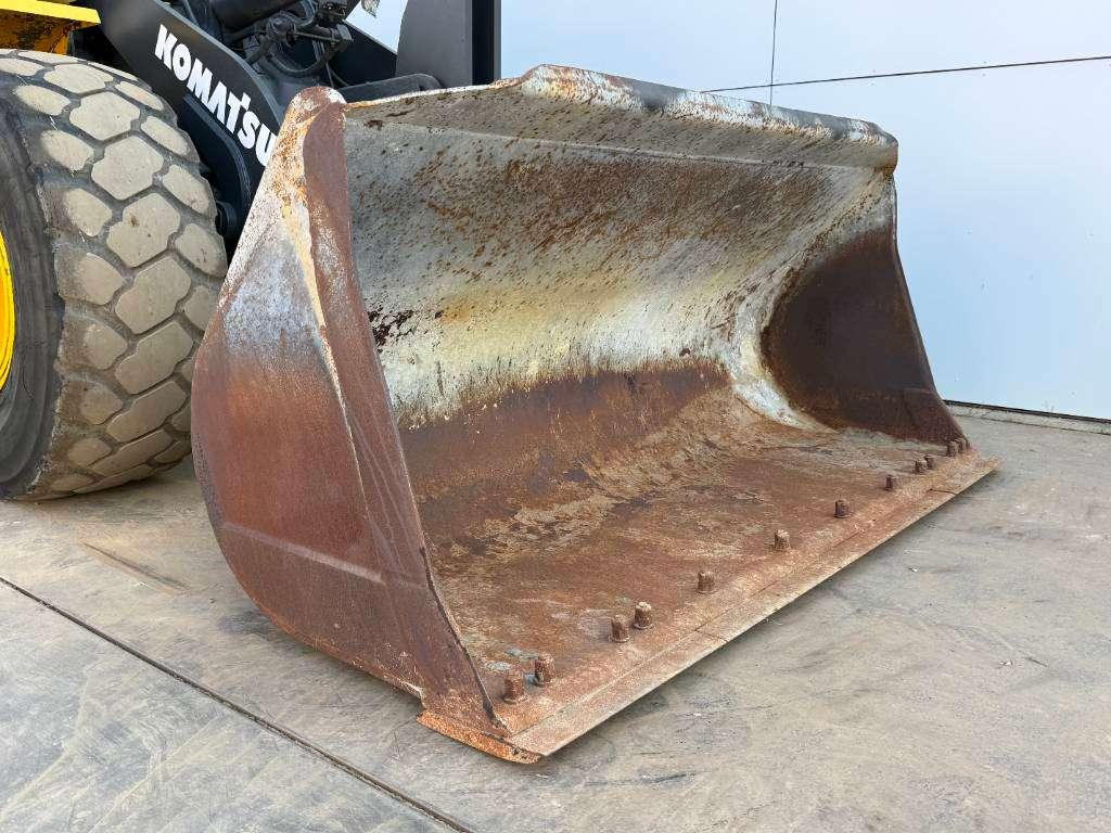 Komatsu WA200PZ-6 - Auto Greasing / Joystick Controls / AC Photo 16