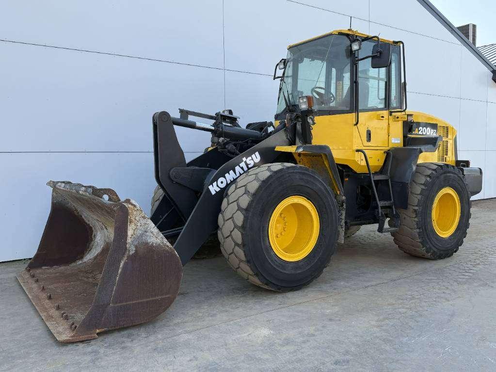 Komatsu WA200PZ-6 - Auto Greasing / Joystick Controls / AC Photo 2