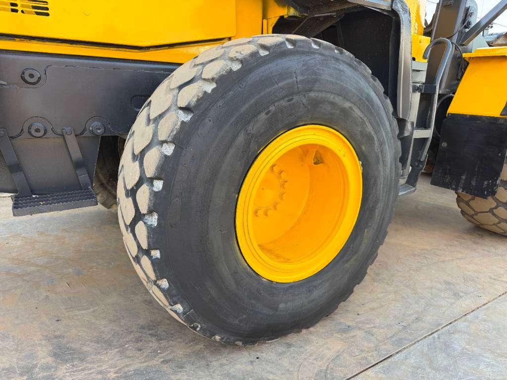 Komatsu WA200PZ-6 - Auto Greasing / Joystick Controls / AC Photo 23