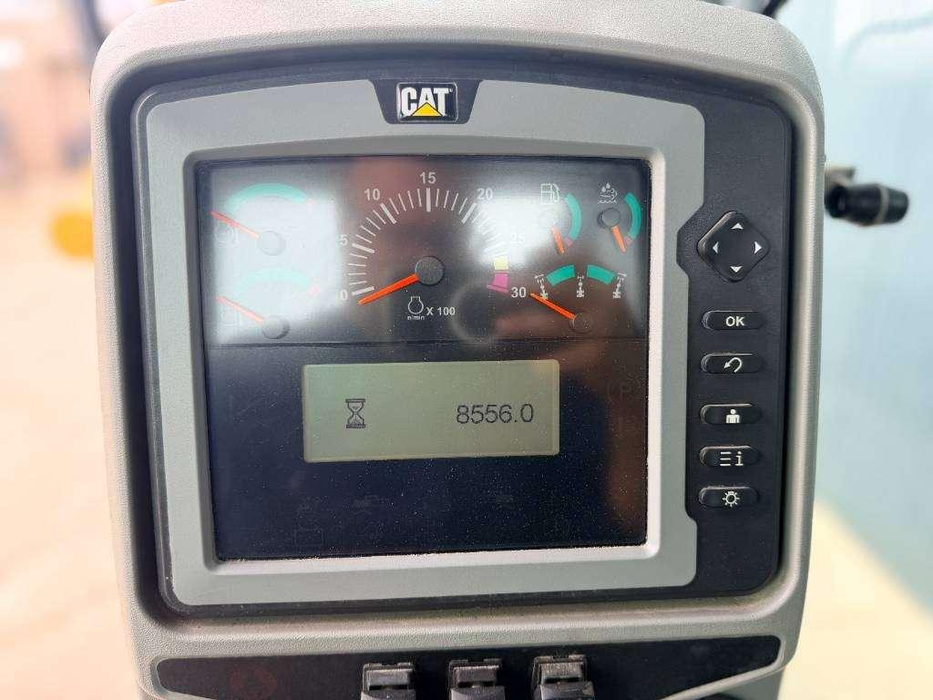 Caterpillar 140M3 Photo 11