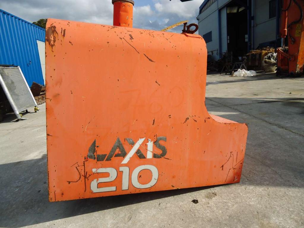 Réservoir de carburant pour Hitachi ZAXIS 210N - 240N Photo 1