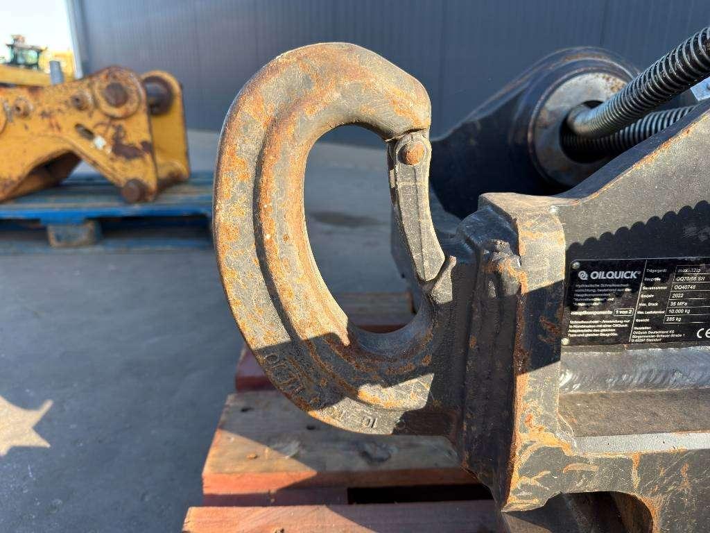 OilQuick OQ70/55 - ZX210 / ZX220 / ZX225 - DEMO Photo 10