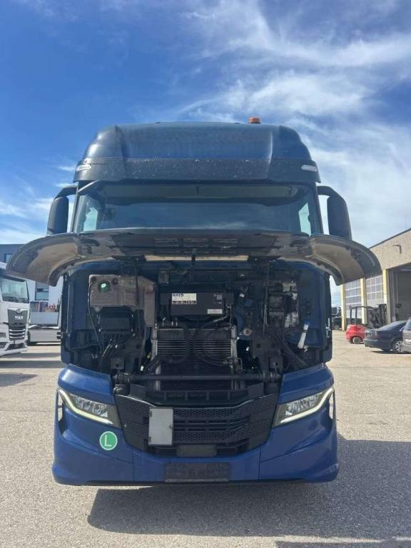 Iveco X-WAY 460 (260S46) Photo 22