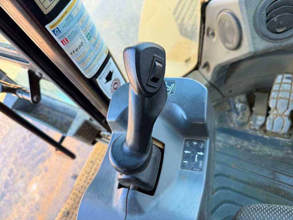 Caterpillar 972M - German Machine / Automatic Greasing Photo 11