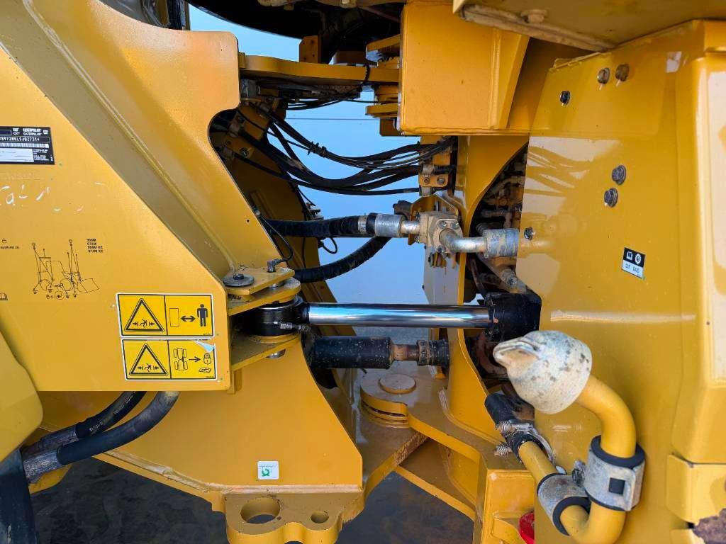 Caterpillar 972M - German Machine / Automatic Greasing Photo 18