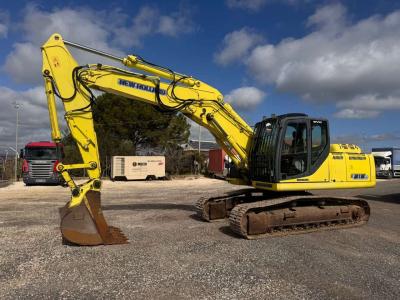 New Holland E215C en vente par Ventura Srl