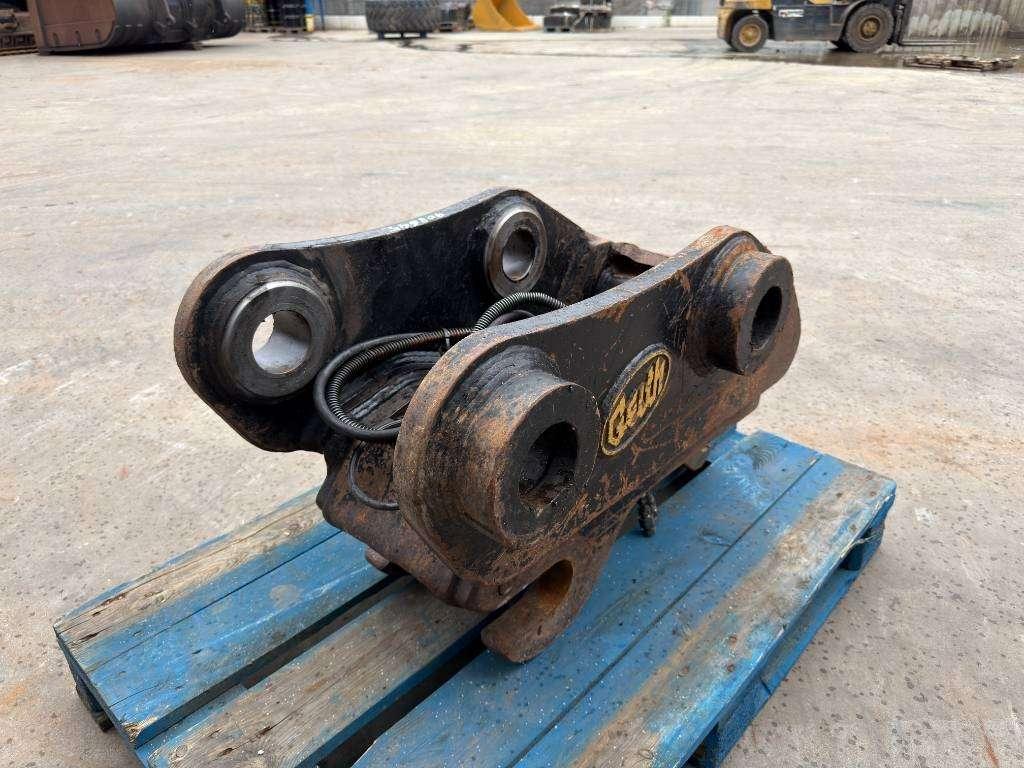 Miller M318D / 320D / 320E / 320F / 323D / 323E / 323F / Photo 5