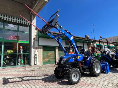 Solis S22 CARICATORE ANTERIORE con FORCA ROTOLONI FIENO PAGLIA en vente par Giordano Srl