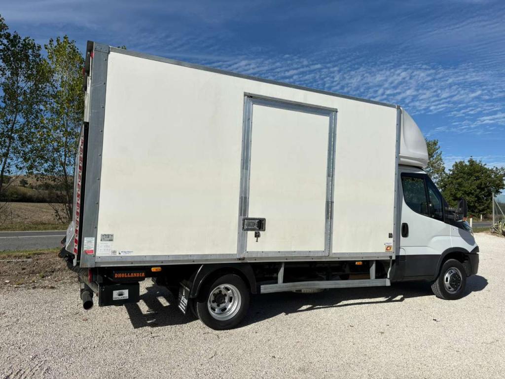 Iveco DAILY 35C14 furgonato con sponda EURO 6 Photo 10