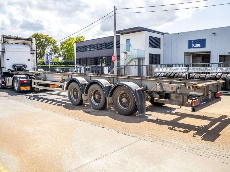 Fruehauf CONTAINERCHASSIS 40' Photo 1