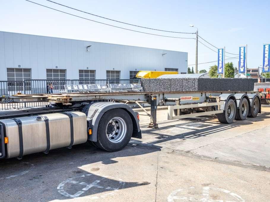 Fruehauf CONTAINERCHASSIS 40' Photo 2