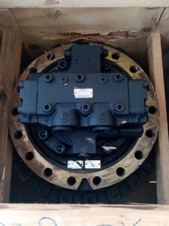 New Holland E305 Photo 2