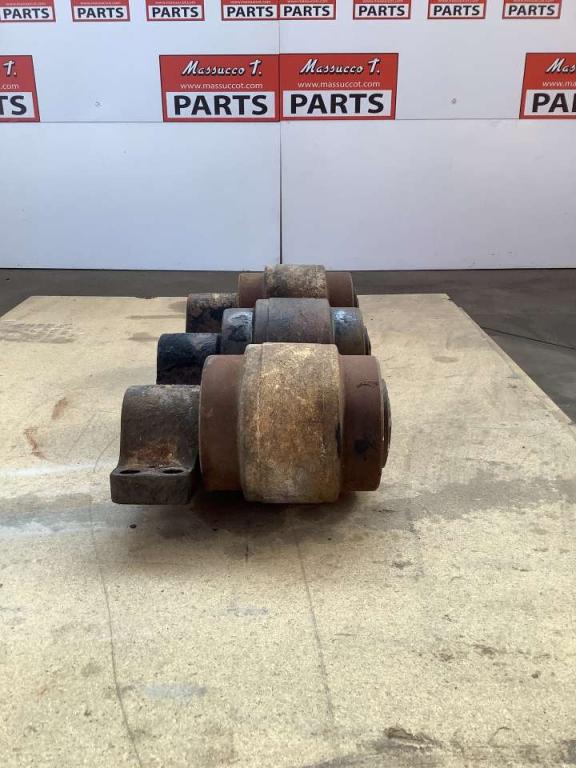 Galets supérieurs pour Hitachi ZX160LC Photo 4