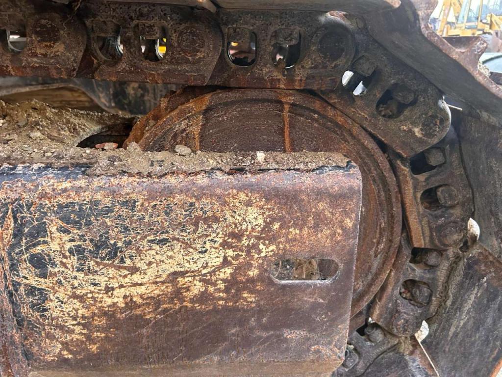 JCB JS 220 TAB Photo 16