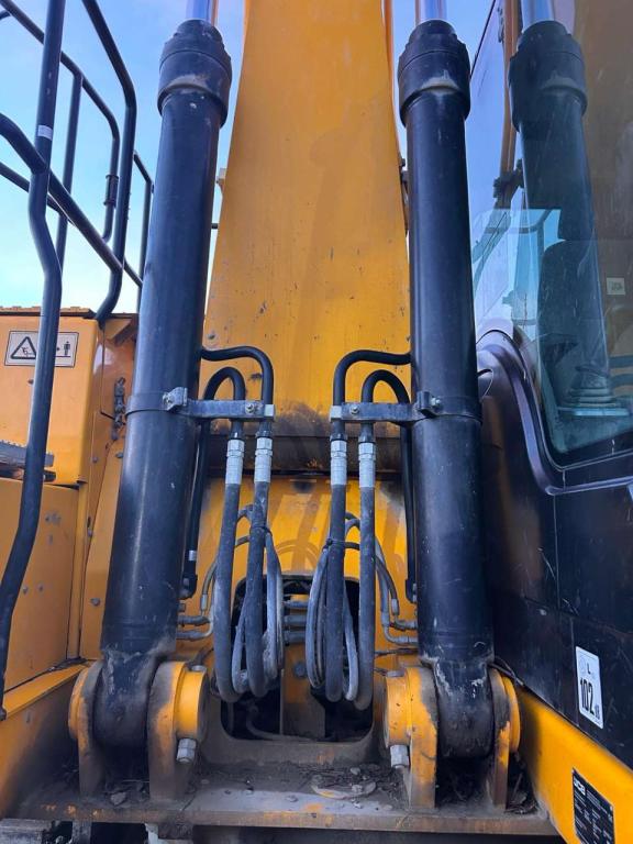 JCB JS 220 TAB Photo 19