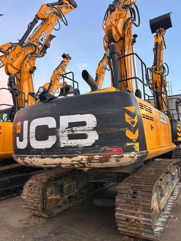 JCB JS 220 TAB Photo 5