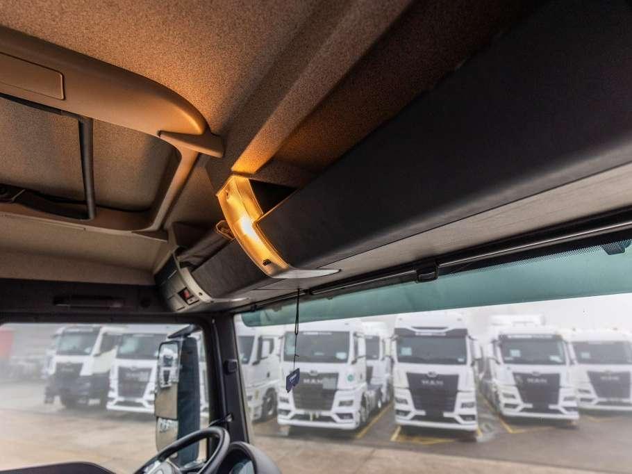 Man TGS 33.420 BL - 6X6H Photo 16