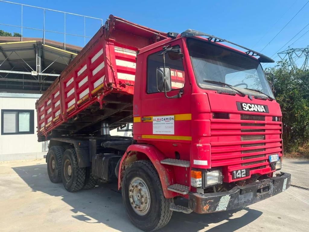 Scania 142 Photo 7