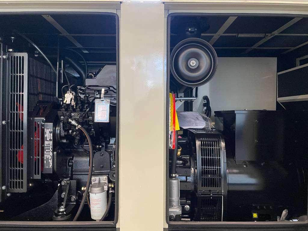 Cummins 4BTA3.9-G11 - 88 kVA Generator - DPX-19834 Photo 8