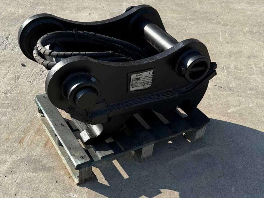 CAMOT Attache rapide hydraulique Photo 1