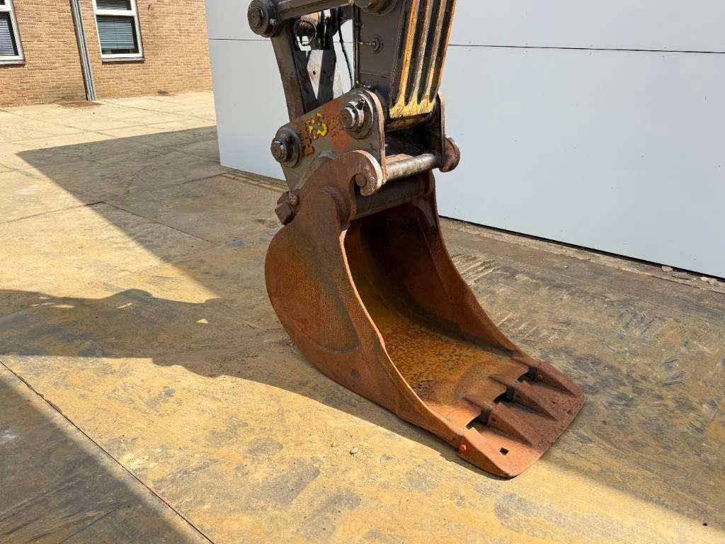Volvo EC250DL - Hammer Lines / Automatic Greasing Photo 22