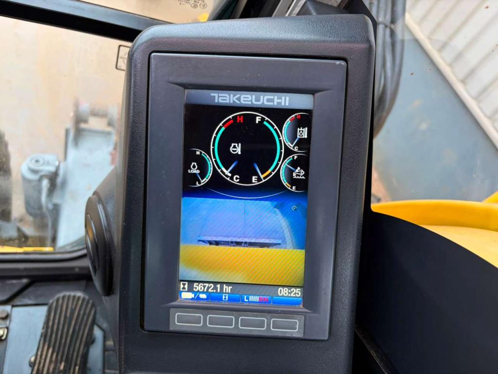 Takeuchi TB295W-1 Photo 25