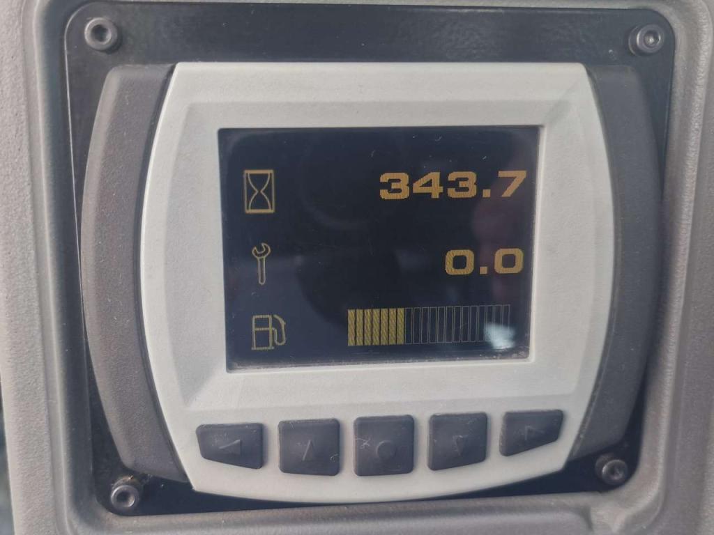 JCB 65R-1 Photo 11