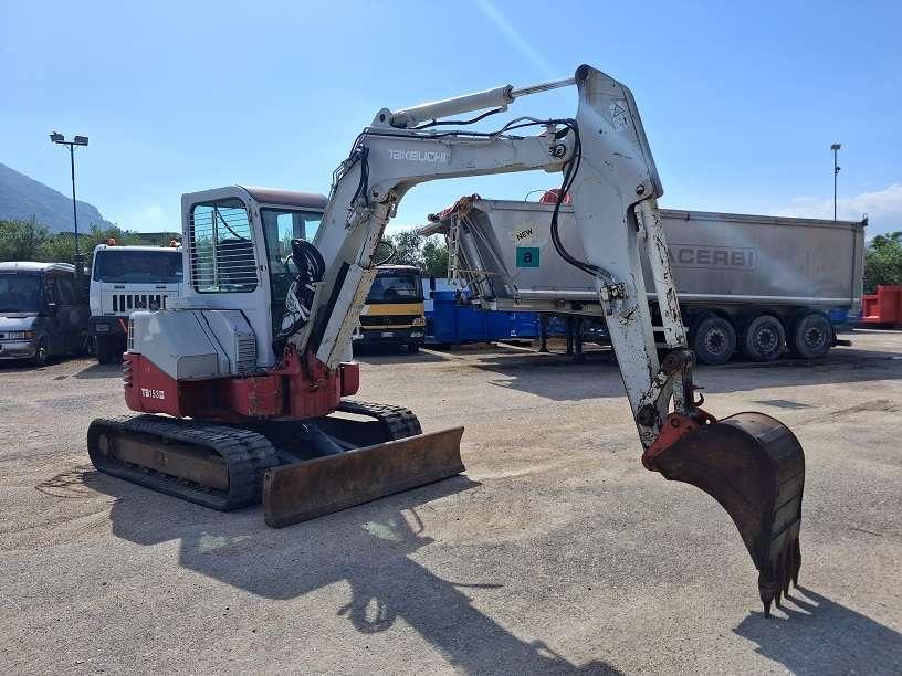 Takeuchi TB153FR Photo 1