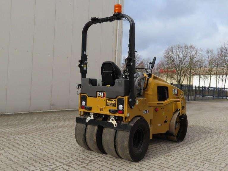 Caterpillar CC4.0 Photo 2